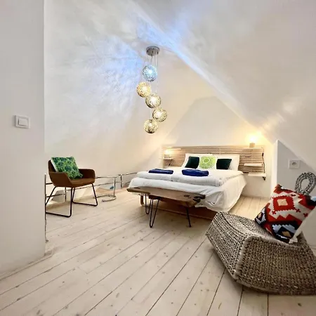 Cozy Loft With Old Town View - Free Parking Гданьск